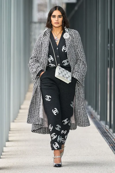 Look 38